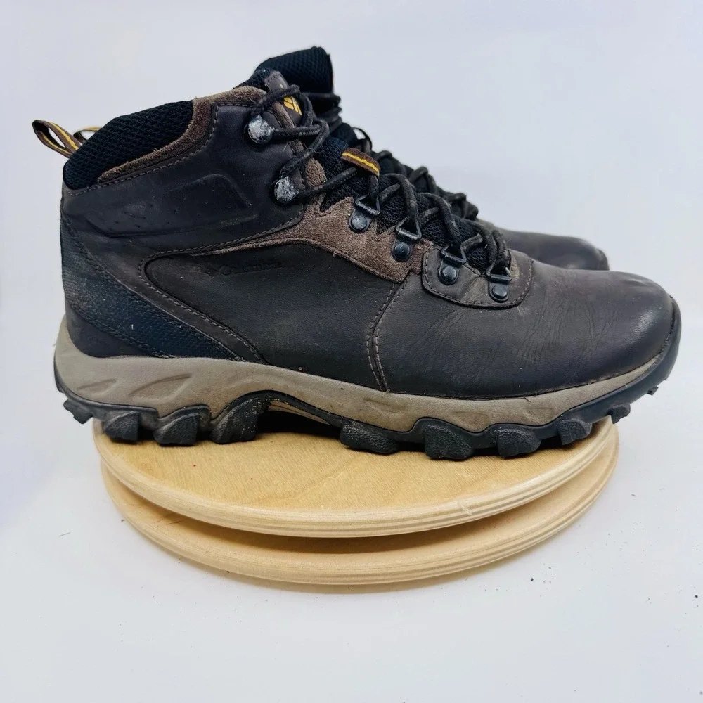Columbia Newton Ridge Men's 9.5 Brown Leather Hiking Boots Shoes